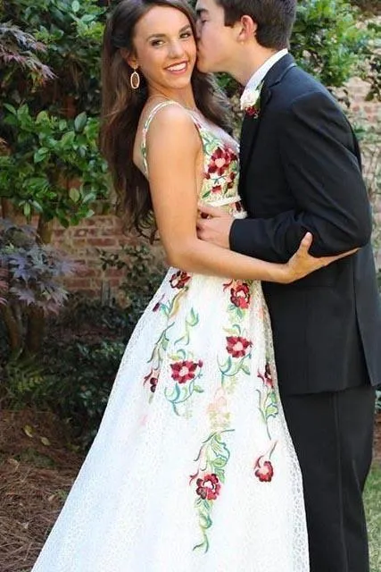A Line V Neck Ivory Lace Prom Dresses with Embroidery Printed Evening Dresse TP0914