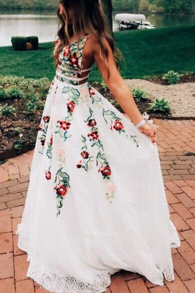 A Line V Neck Ivory Lace Prom Dresses with Embroidery Printed Evening Dresse TP0914