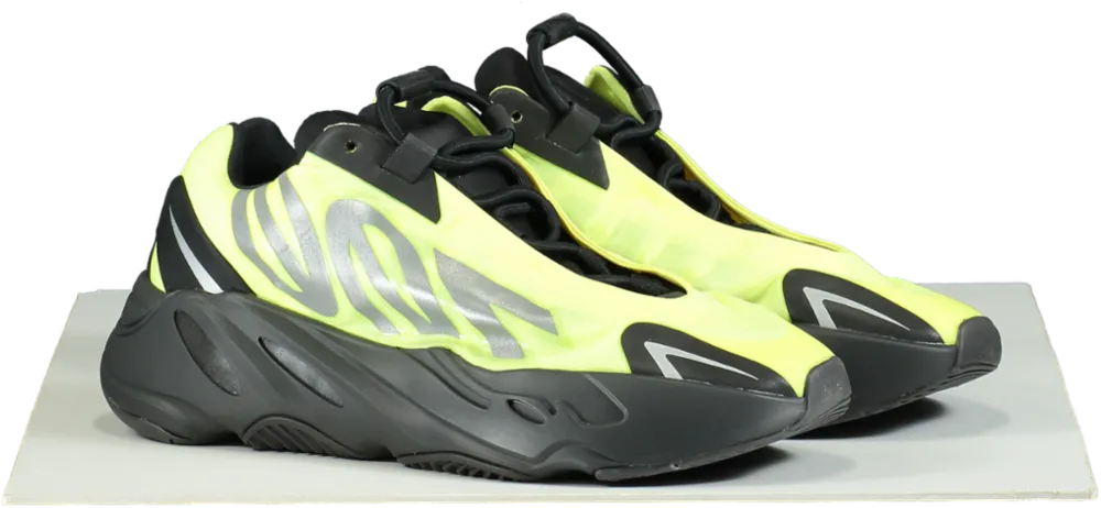 Adidas Black/Yellow FY3727 Yeezy 700 MNVN Trainers UK 5.5 EU 38.5 👟