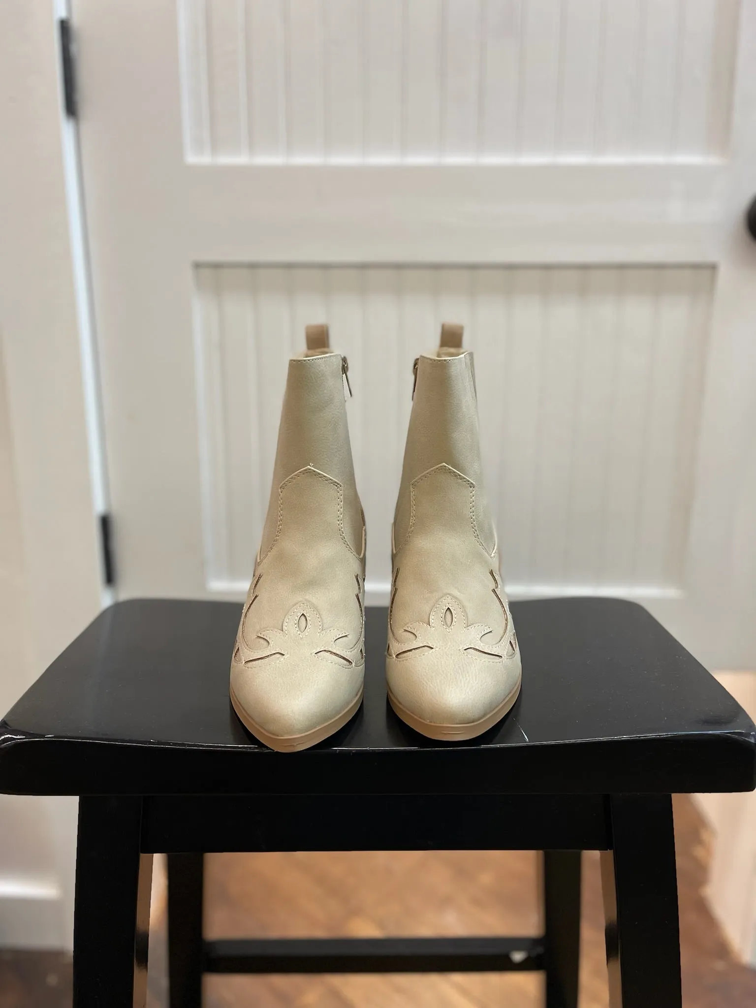 Ember - Soda Shoes