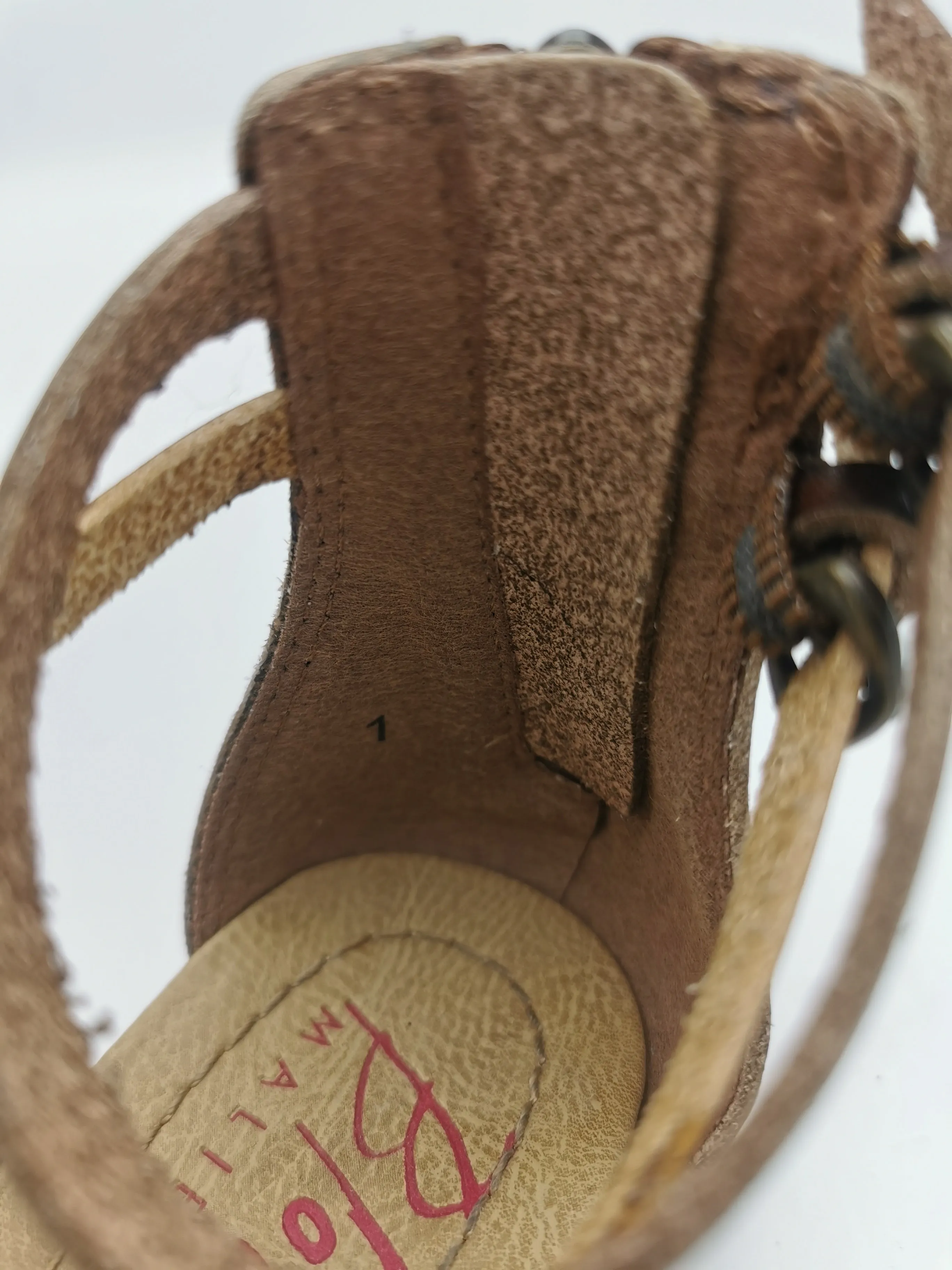 GIRL SIZE 1 YOUTH - BLOWFISH, Gladiator Sandals EUC B59