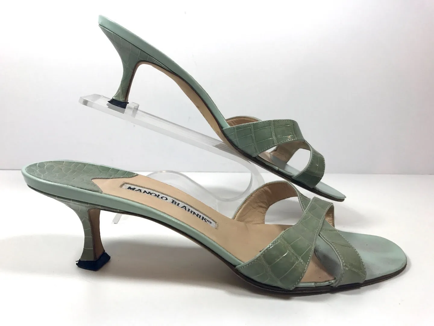 MANOLO BLAHNIK Sage Green Crocodile Cross Strap Slide Sandal Heel Size 38 1/2