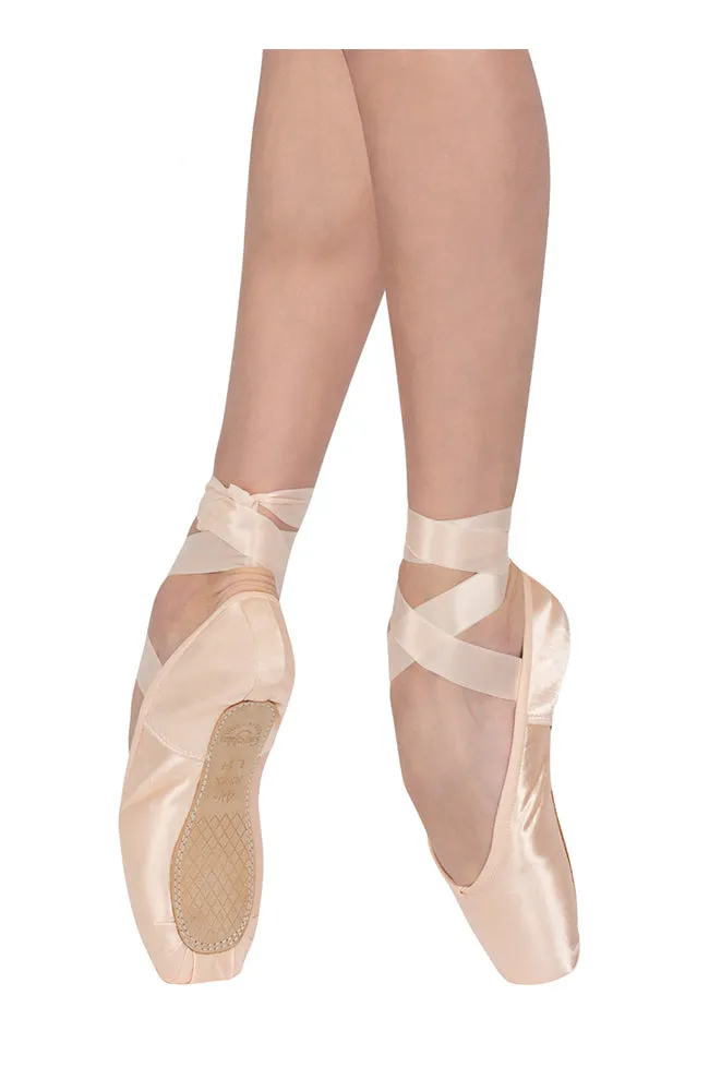 Miracle Light Medium Pointe Shoes