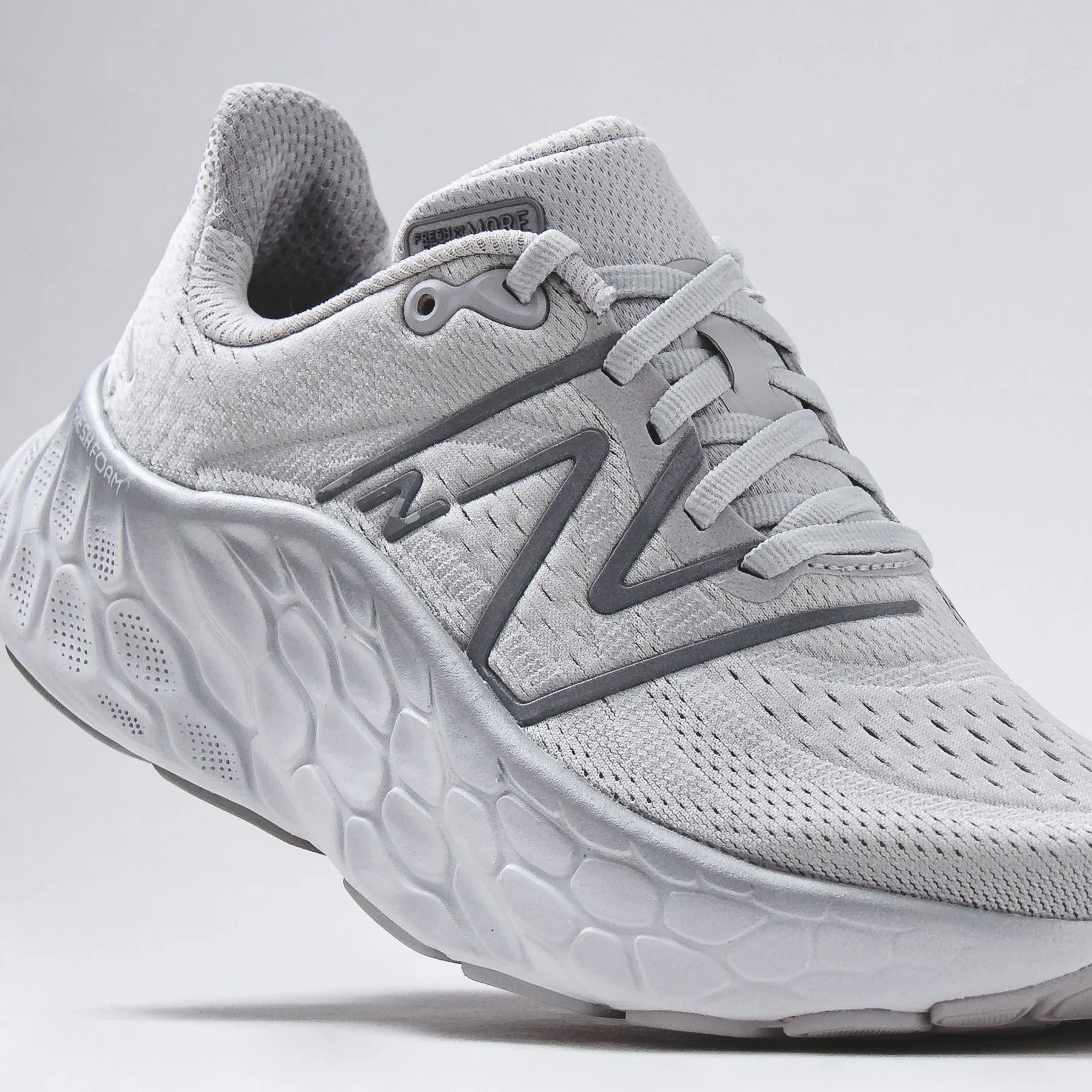 New Balance Women Fresh Foam X More v4 Summer Fog WMORNC4