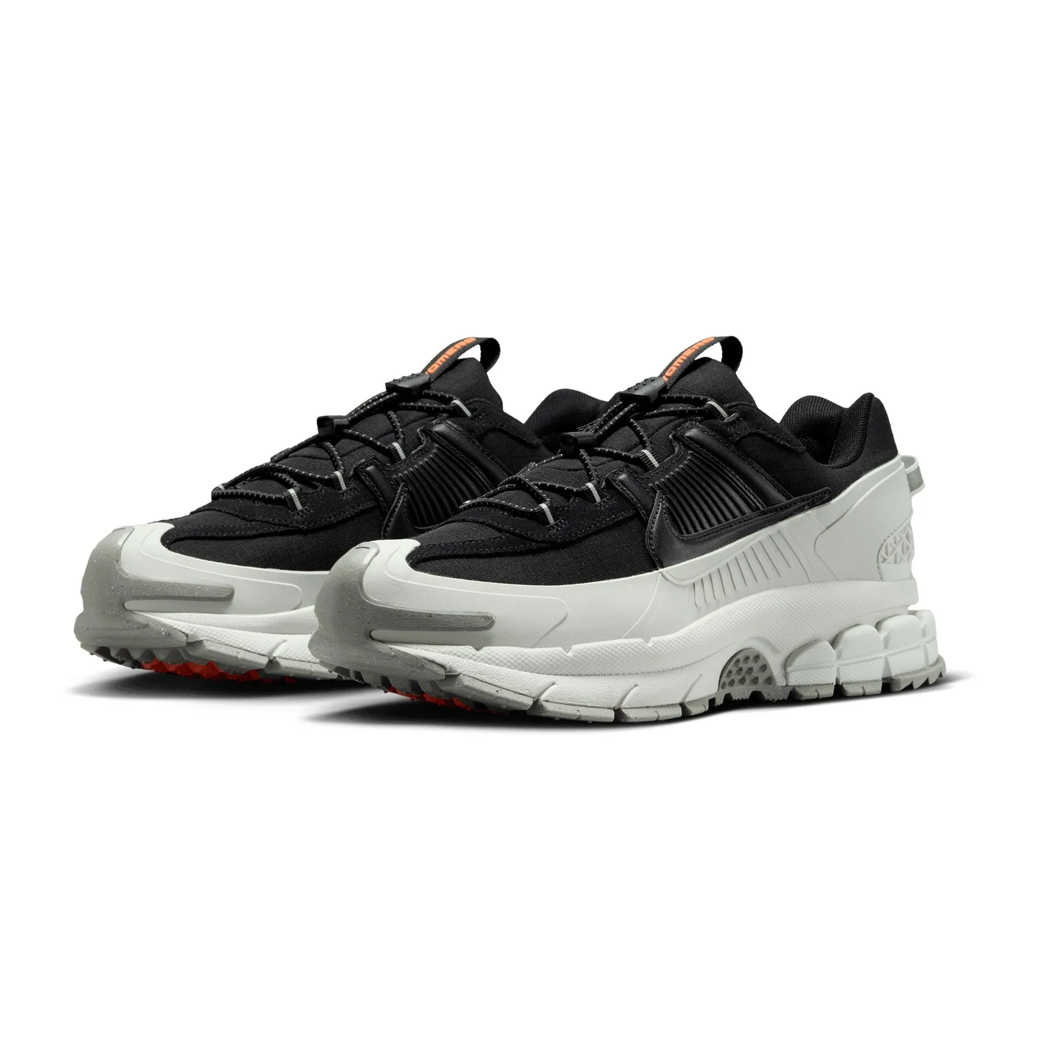 Nike Zoom Vomero Roam Black/Black-Light SIlver-Jade Horizon FV2295-001