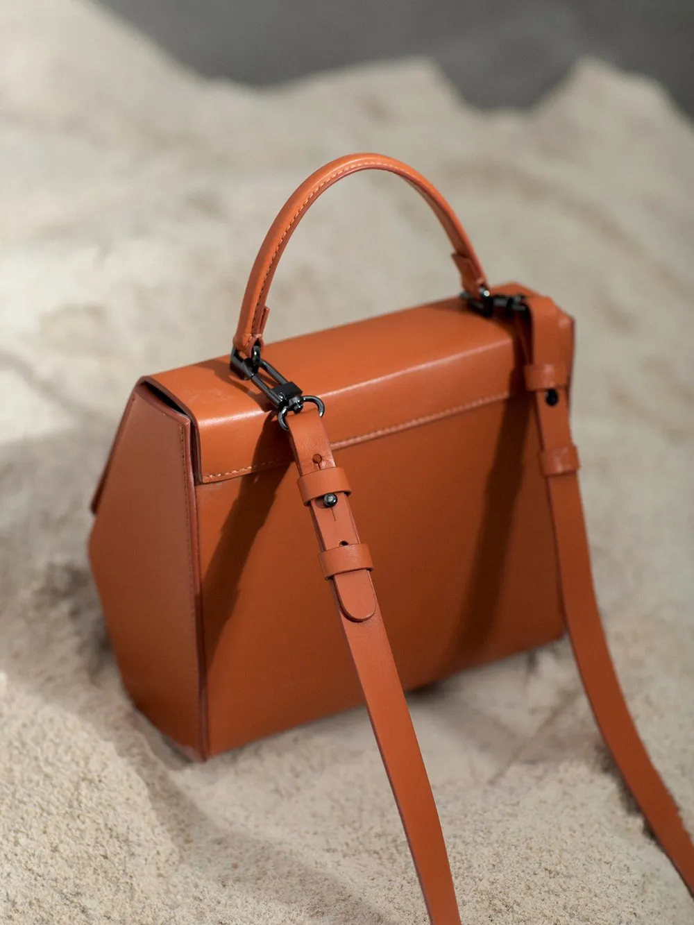 Perona   I   Bag - Cross Body Nia In Rust Orange