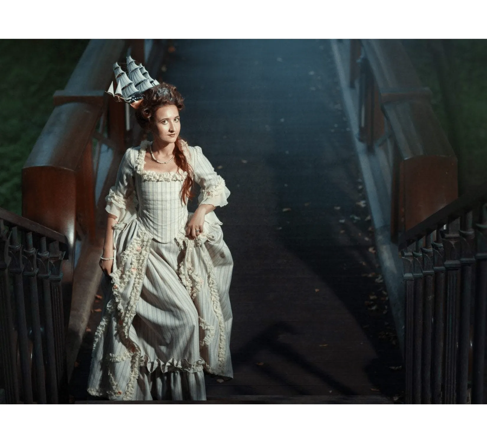Rococo Elizabeth Swann 18th Century offwhite linen dress