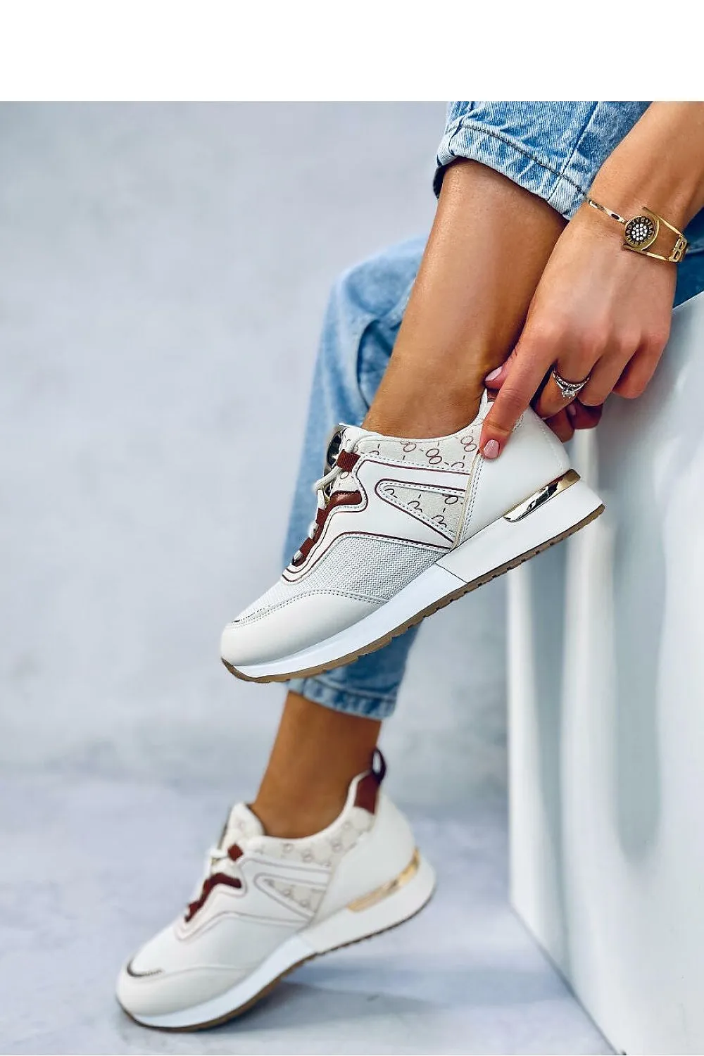 Sport Shoes