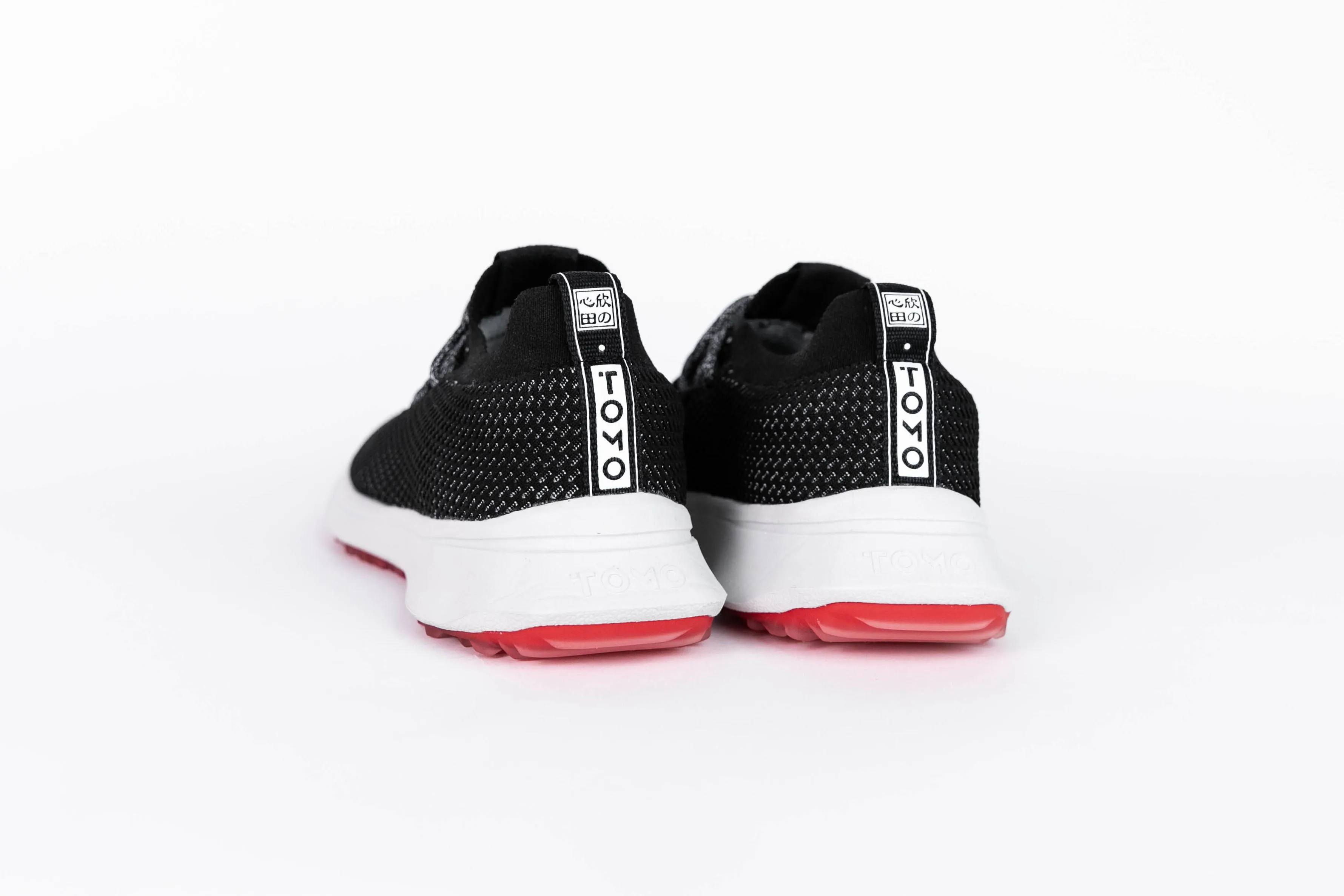 Tomo Alpha - Carbon Black
