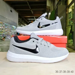 Women's Sneakers